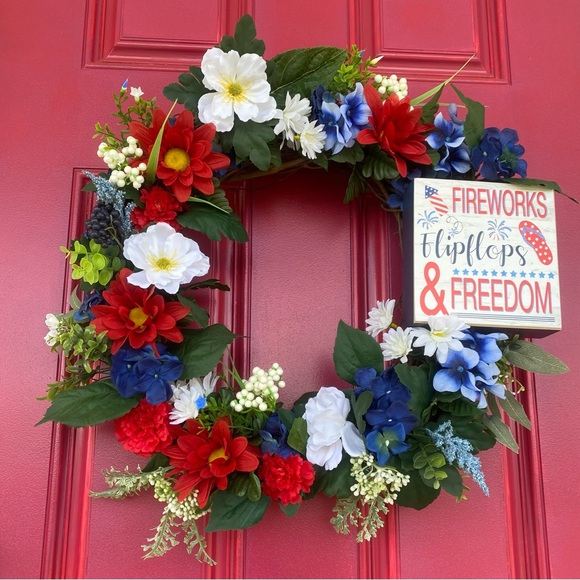 Home Sweet Home Decor Other - Handmade Americana USA Patriotic Festive Red, White, and Blue Holiday Wreath